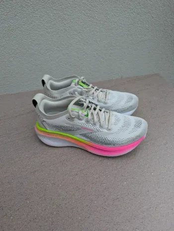 Brooks Loopschoenen maat 41 Running Shoes usato