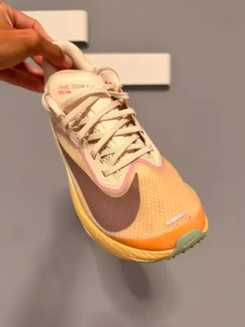 Käytetty Nike Zoomfly 6 bike — kuva 2 / 5