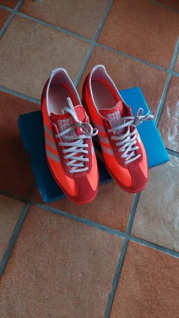 Käytetty Adidas SL 72 OG Running Shoes