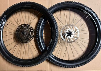 Dt Swiss h1900 mullet Wheels d'occasion