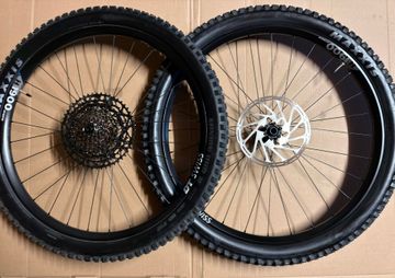 Brugt Dt Swiss h1900 mullet bike — billede 1 af 9