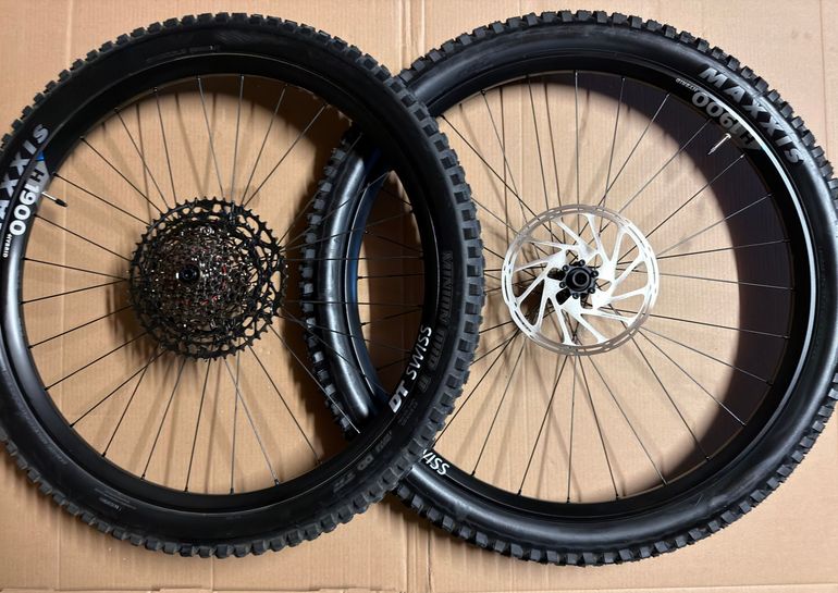 Brugt Dt Swiss h1900 mullet bike — billede 1 af 9