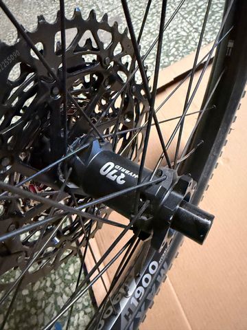 Brugt Dt Swiss h1900 mullet bike — billede 3 af 9