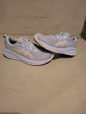 Käytetty Asics Gel-Cumulus 27 Running Shoes