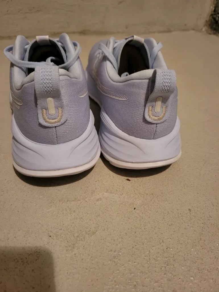 Used Asics Gel-Cumulus 27 bike — image 7 of 13