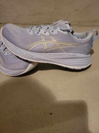 Used Asics Gel-Cumulus 27 bike — image 3 of 13
