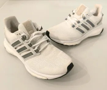Použité Adidas Energy Boost Running Shoes