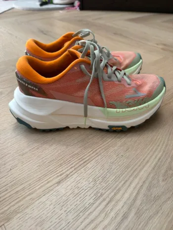 Käytetty Hoka Mafate Speed Running Shoes