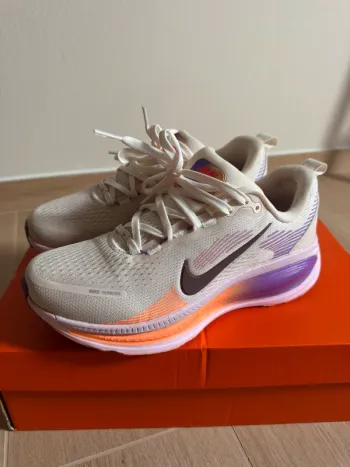 Käytetty Nike Vomero 8 bike — kuva 2 / 15