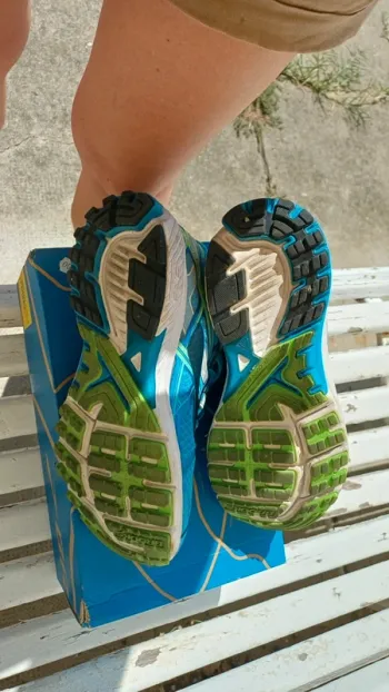 Used Brooks Running Shoes bike — image 7 of 7