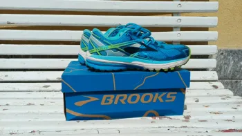 Käytetty Brooks Running Shoes Running Shoes