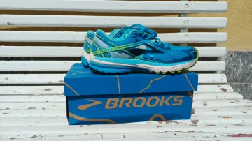 Used Brooks Running Shoes Running Shoes