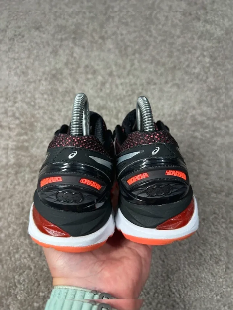 Käytetty Asics GT-2000 bike — kuva 8 / 11