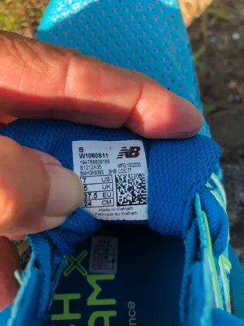 Used New Balance Running Schuh bike — image 4 of 5