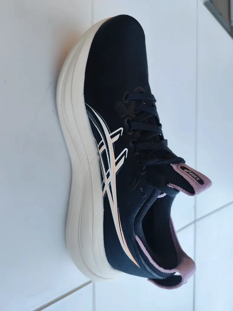 Käytetty Asics Nimbus 28 bike — kuva 6 / 12