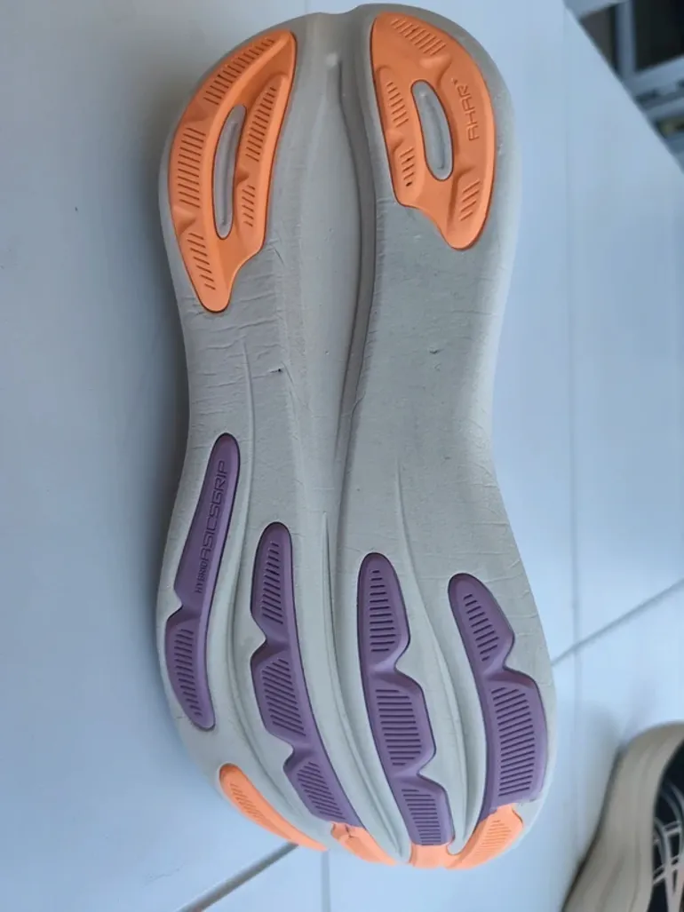 Käytetty Asics Nimbus 28 bike — kuva 12 / 12