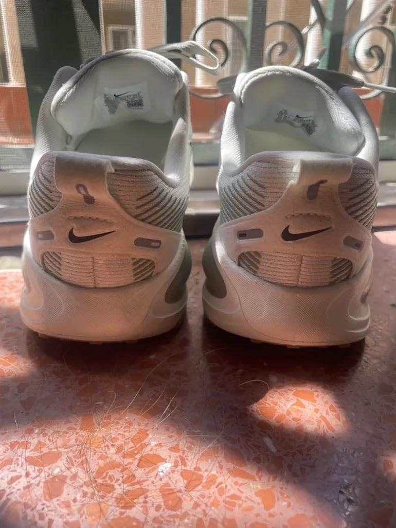 Used Nike Vomero bike — image 2 of 5