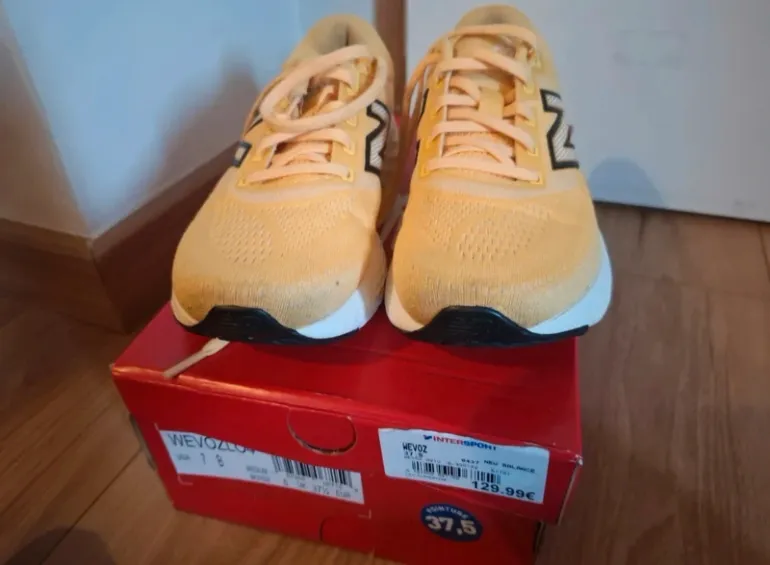 Used New Balance Fresh Foam Evoz bike — image 9 of 9