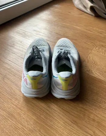Käytetty Hoka Clifton 9 bike — kuva 4 / 6