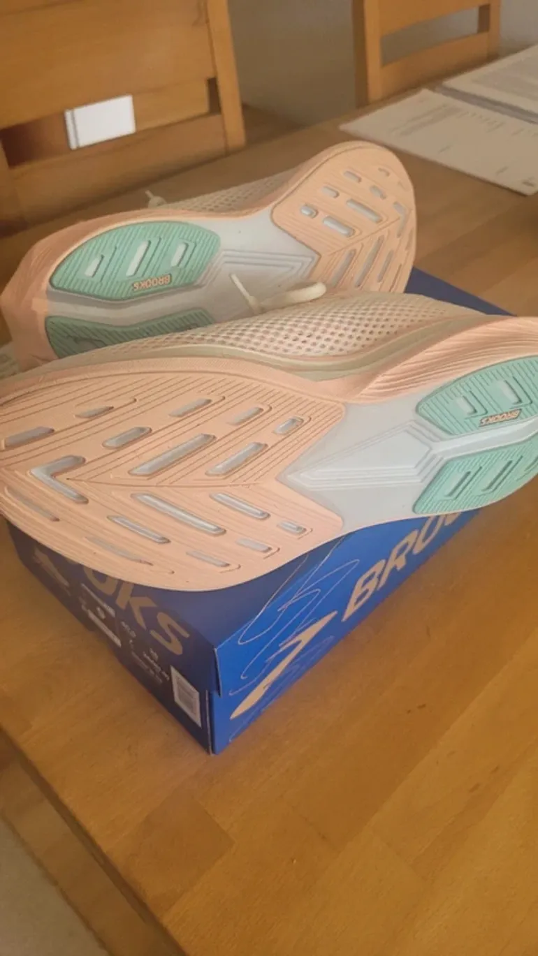 Used Brooks Hyperion 3 bike — image 3 of 6