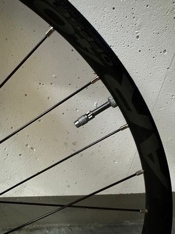 Tweedehands Hope Pro 4 / RaceFace AR40 bike — afbeelding 8 van 11