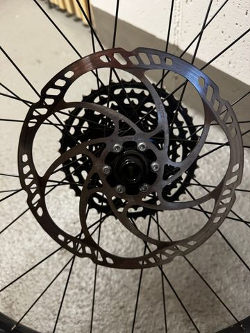 Tweedehands Hope Pro 4 / RaceFace AR40 bike — afbeelding 7 van 11