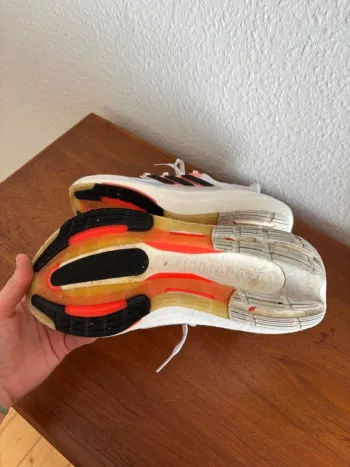 Käytetty Adidas Ultra Boost bike — kuva 3 / 5