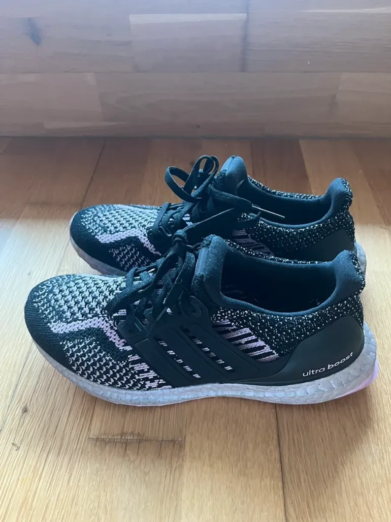 Adidas Ultra Boost bike usato — immagine 3 di 4