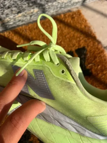 Used New Balance Rebel V5 bike — image 3 of 7