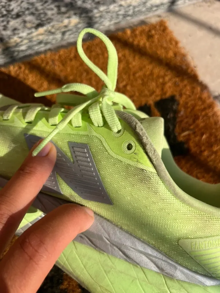 Used New Balance Rebel V5 bike — image 3 of 7