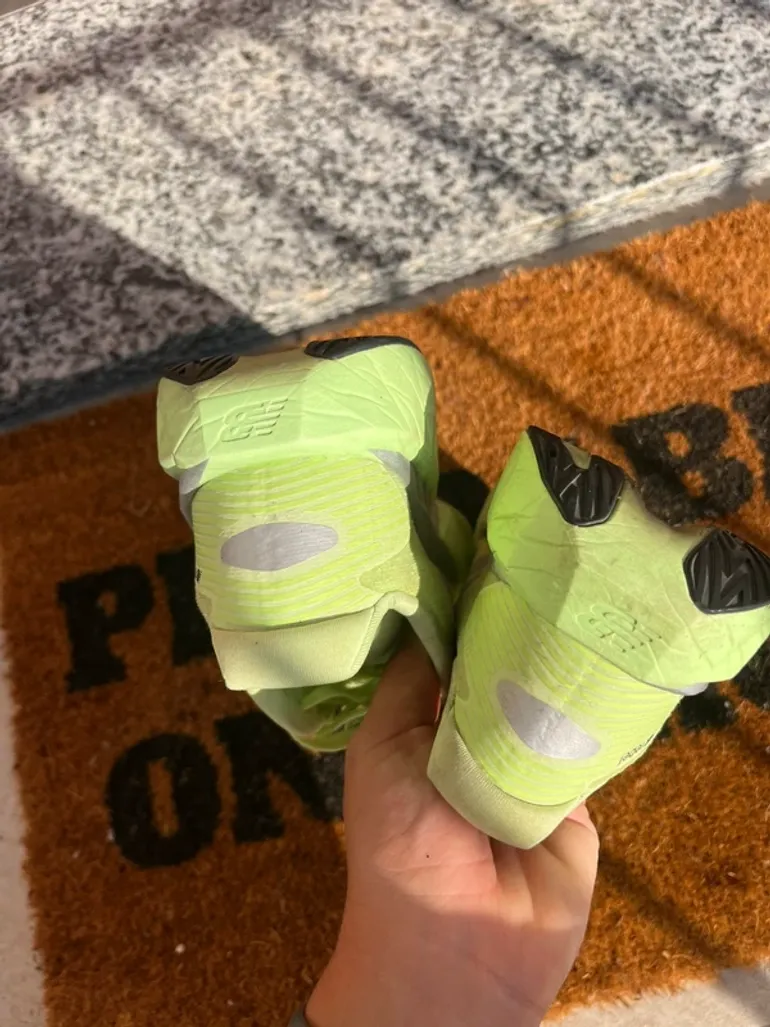 Used New Balance Rebel V5 bike — image 7 of 7