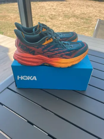 Käytetty Hoka Speedgoat 5 bike — kuva 2 / 5