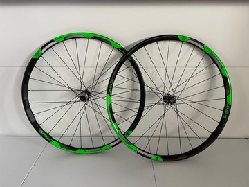Käytetty URSUS KODIAK 2024 Wheels