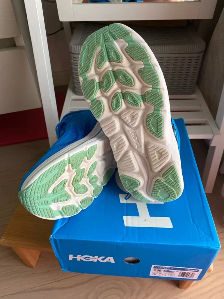 Used Hoka Clinton bike — image 4 of 5