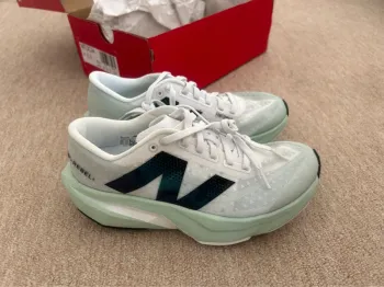 New Balance running shoes Running Shoes d'occasion