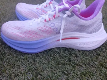 Saucony Endorphin Speed 5 bike usato — immagine 5 di 9