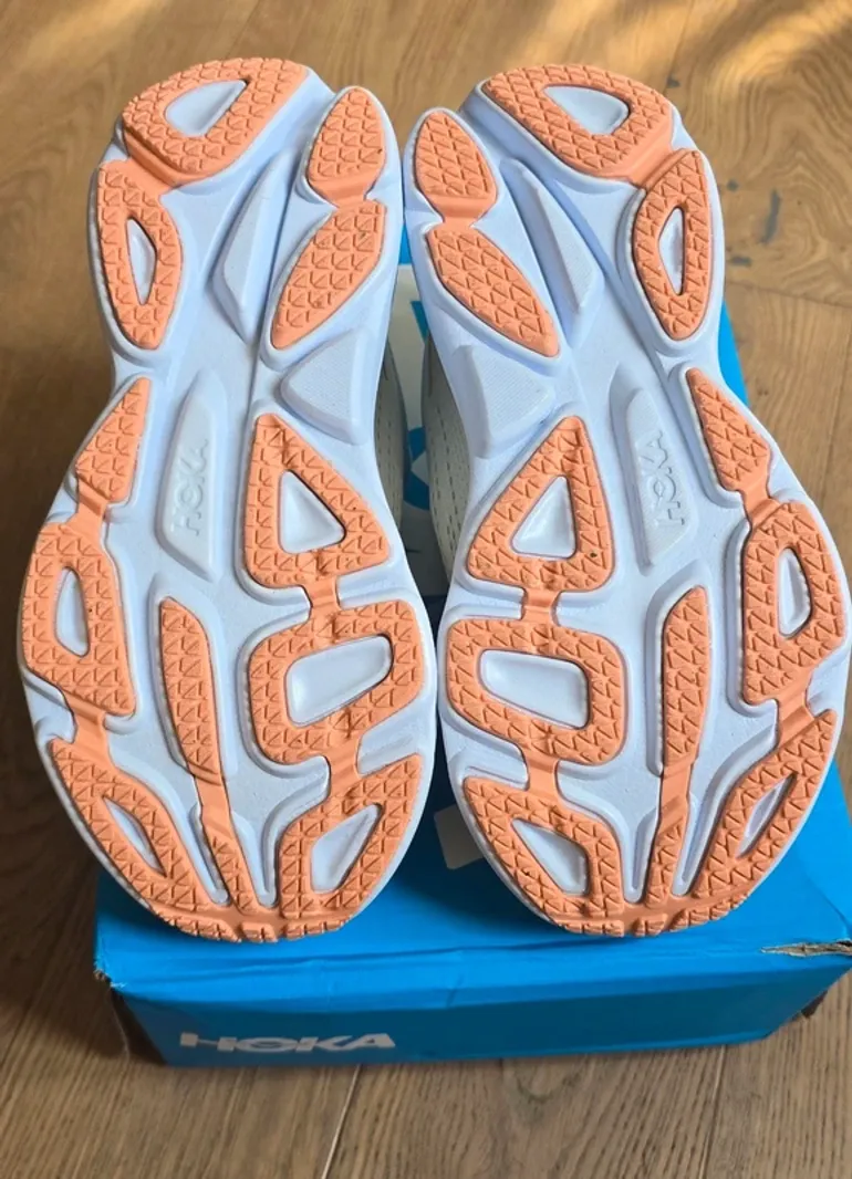 Käytetty Hoka Bondi 8 bike — kuva 3 / 4