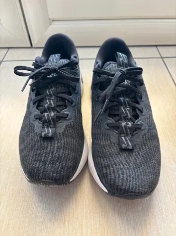 Used Nike Motiva Running Shoes