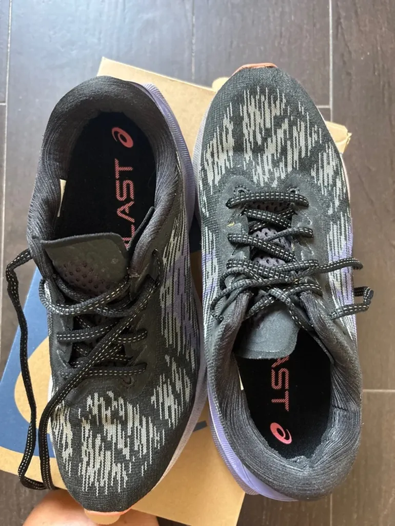 Used Asics Novablast 3 bike — image 6 of 6