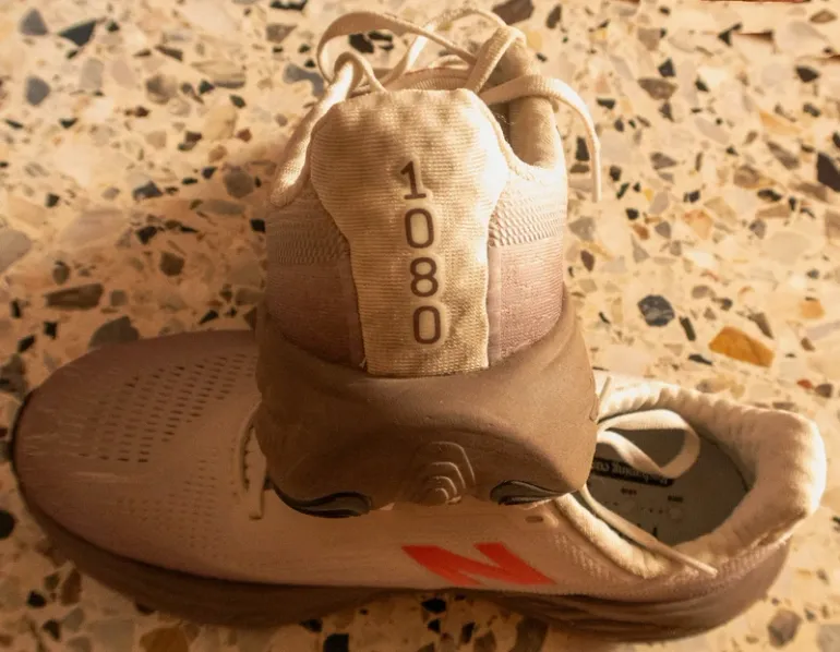 Used New Balance 1080 V14 bike — image 6 of 8