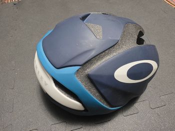 Tweedehands Oakley Aro 2021 bike — afbeelding 4 van 5