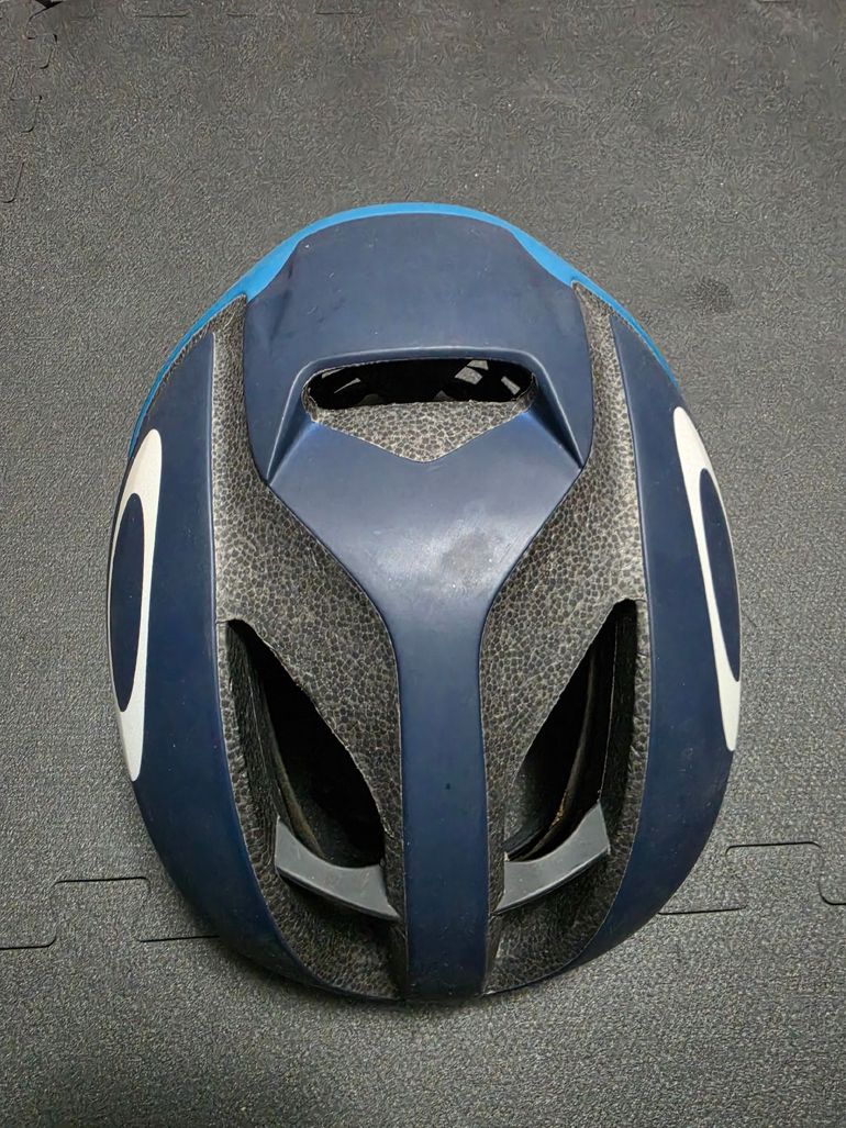 Tweedehands Oakley Aro 2021 bike — afbeelding 2 van 5