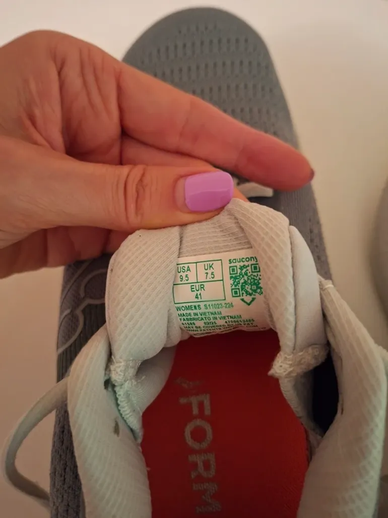 Used Saucony Triumph 23 bike — image 6 of 7