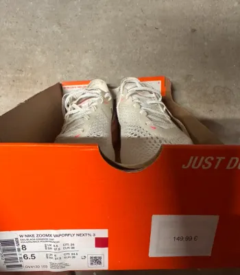 Käytetty Nike ZoomX Vaporfly Next% 3 bike — kuva 3 / 5