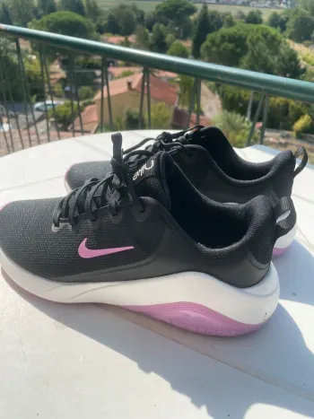 Nike Running Shoes bike de segunda mano — imagen 3 de 4