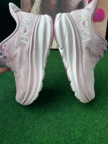 Used Hoka Clifton 9 Running Shoes