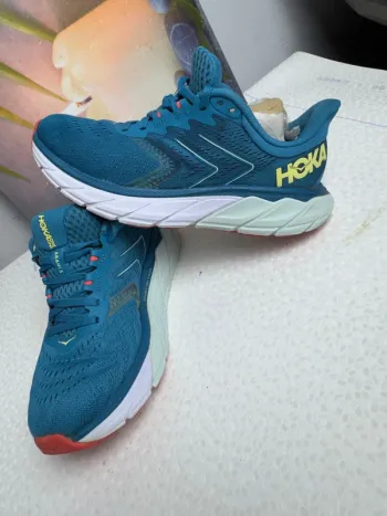Hoka Arahi 5 bike de segunda mano — imagen 3 de 7