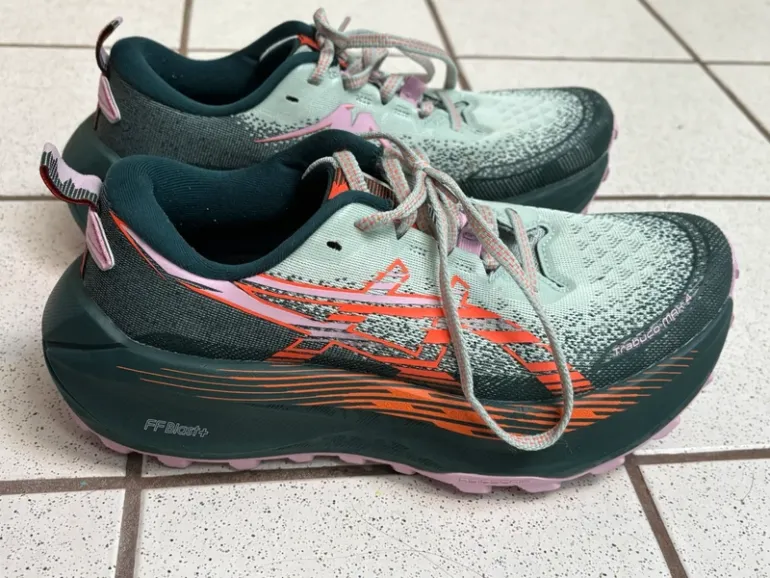 Asics FF Blast + bike de segunda mano — imagen 2 de 3