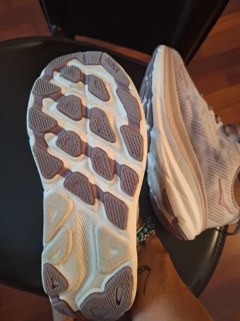 Hoka Clifton 9 bike usato — immagine 3 di 5