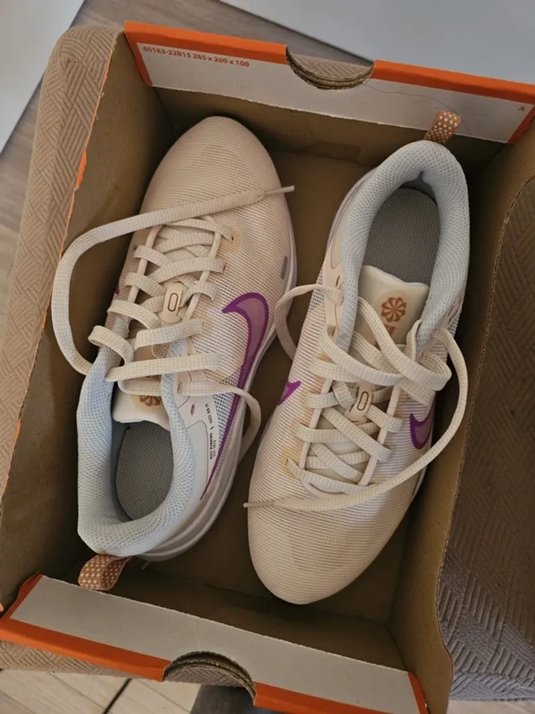 Nike Downshifter 12 bike usato — immagine 2 di 7